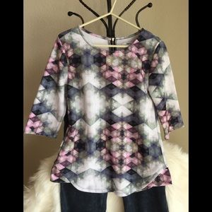 Bar lll geometric 3/4 length sleeve funky shirt